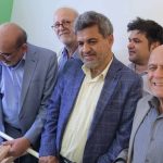 عیادت دکتر دلشاد وکارکنان موسسه خیریه محکم از مهندس طاهری رئس هیئت امنای موسسه محکم ، پس از انجام عمل جراحی موفق در بیمارستان .