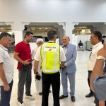 مراسم بدرقه دکتر دلشاد در فرودگاه قشم در روز پنج‌شنبه ۱۵ آبان ۱۴۰۴